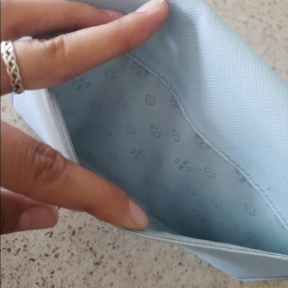 Tory Burch Robinson chain wallet - Picture 4 of 5